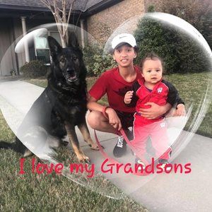 Meet your Posher, Dee